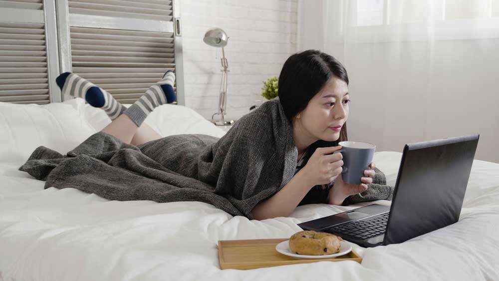 Terlalu Uwu, Ini 5 Adegan Romantis Drama Korea yang Bikin Deg-degan