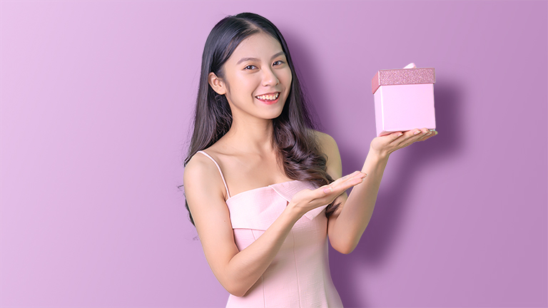 Anti Kantong Bolong Waktu Lagi Kasih Hadiah Valentine untuk Bestie. Intip Tipsnya~