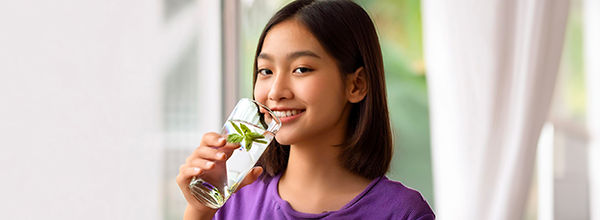 Simple! Ini 4 Resep Infused Water untuk Mencerahkan Kulit